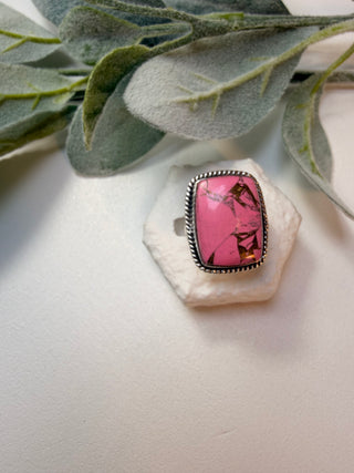 79 Pink Matrix Ring Sz 8