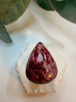 22 Natural Pink Thulite Ring Sz 6