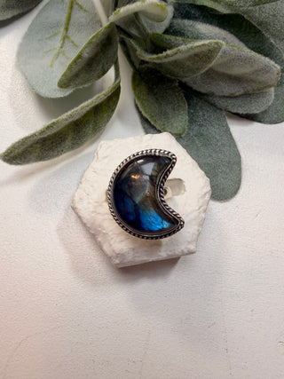 24 Moon Labradorite Ring Sz 6