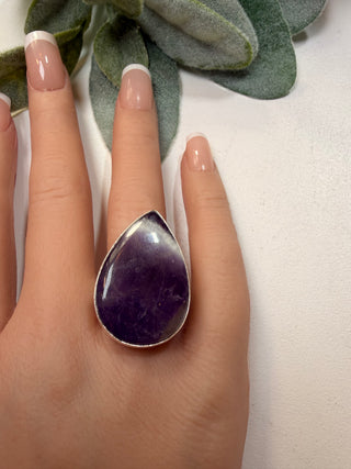 30 Chevron Amethyst Ring Sz 7.5