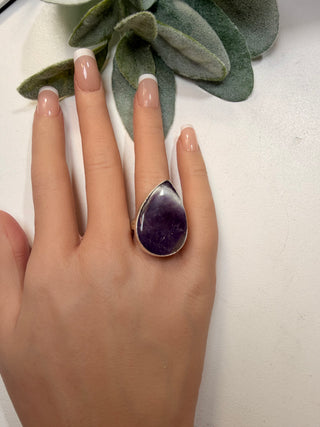 30 Chevron Amethyst Ring Sz 7.5